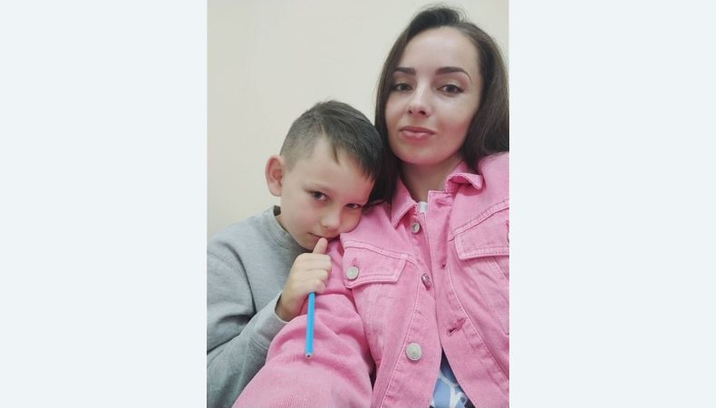 Унаслідок удару по Вінниці загинула дружина українського композитора, син — у комі