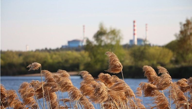 28 травня 2022 року станом на 8:00 Хмельницька АЕС працює у штатному режимі