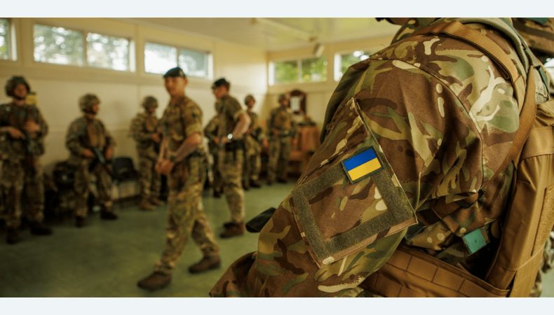 Велика Британія відправить в Україну тисячі військовослужбовців ЗСУ