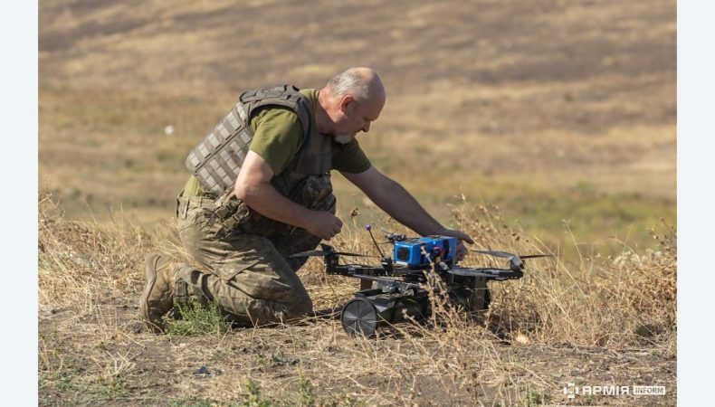 Великий 15-дюймовий FPV-дрон Queen Hornets