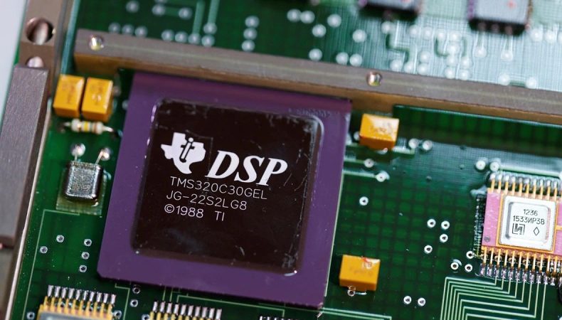 Іноземні компанії допомагають скеровувати російські ракети на Україну