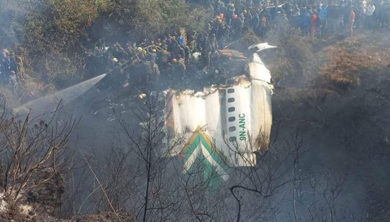 У Непалі розбився пасажирський літак з 72 людьми на борту, всі вони загинули