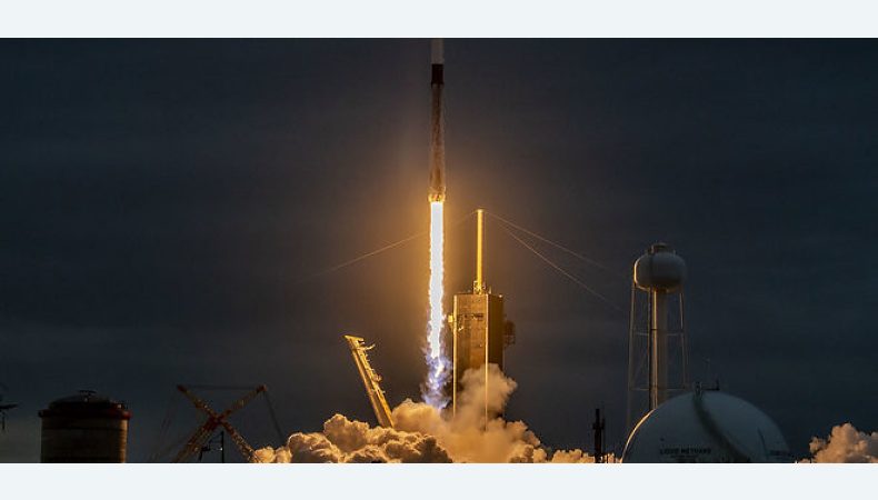 SpaceX запускає першу партію супутників Starlink другого покоління