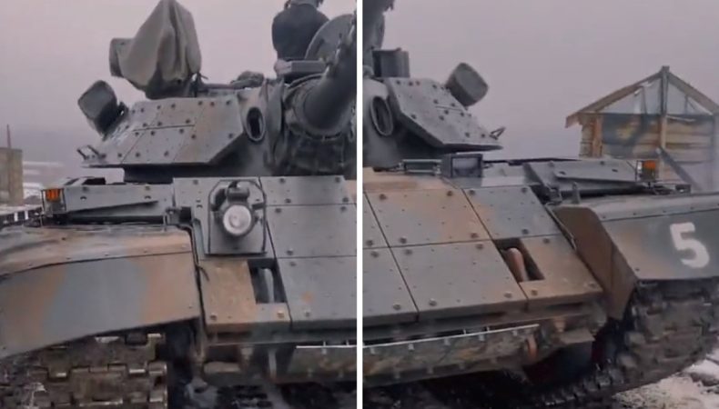 В Україну прибули танки М-55S