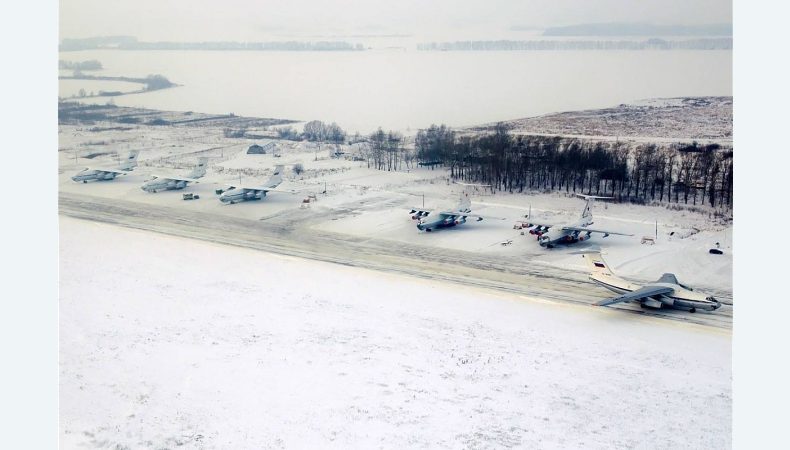 Стало відомо, що відбувається на аеродромах «Дягілєво» та «Енгельс-1»