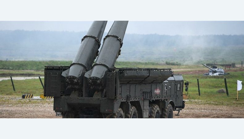 Війська рф випустили три ракети по населеному пункту на Одещині: є поранені