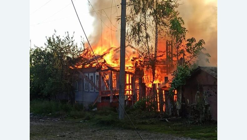 Зранку окупанти обстріляли Сумщину, пошкоджено щонайменше шість будинків