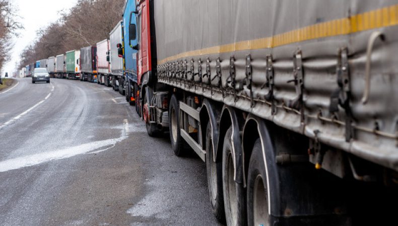 Експерт про початок блокади кордону з Україною польськими перевізниками