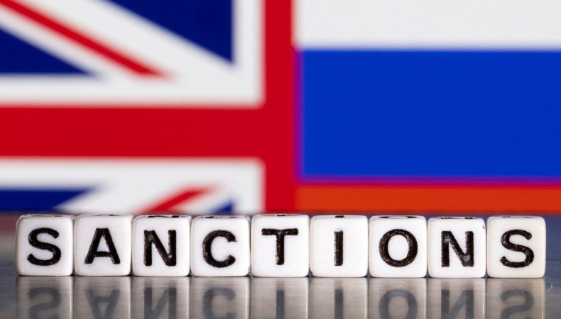 Заморожені активи, заборона на поїздки і траспортна блокада — Британія посилила санкції проти РФ