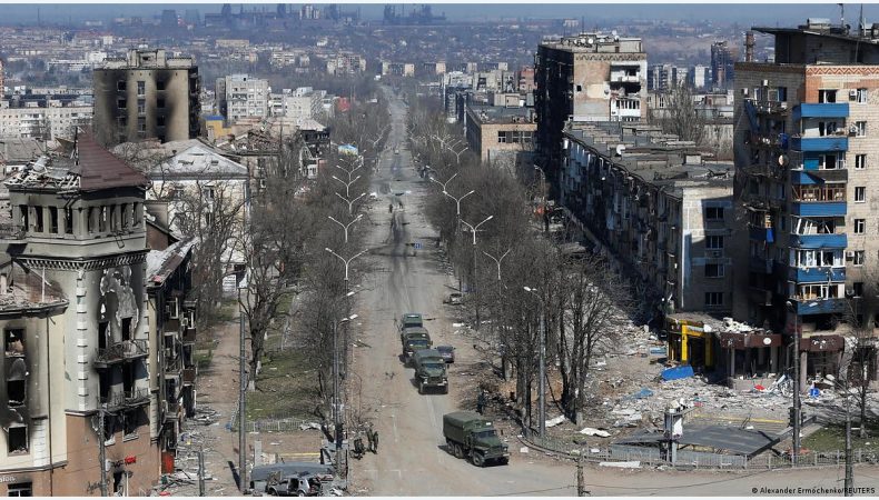 У Маріуполі окупанти масово замінюють номери на своїх авто на українські - радник мера