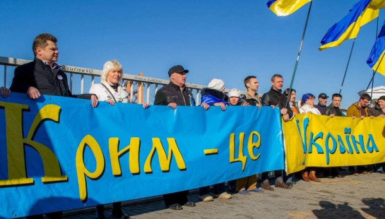 Кримське питання на міжнародних майданчиках дуже дратує кремль - експерт