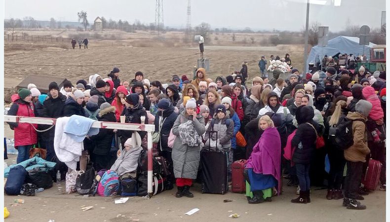 Сотні українських біженців в Англії опинилися просто неба