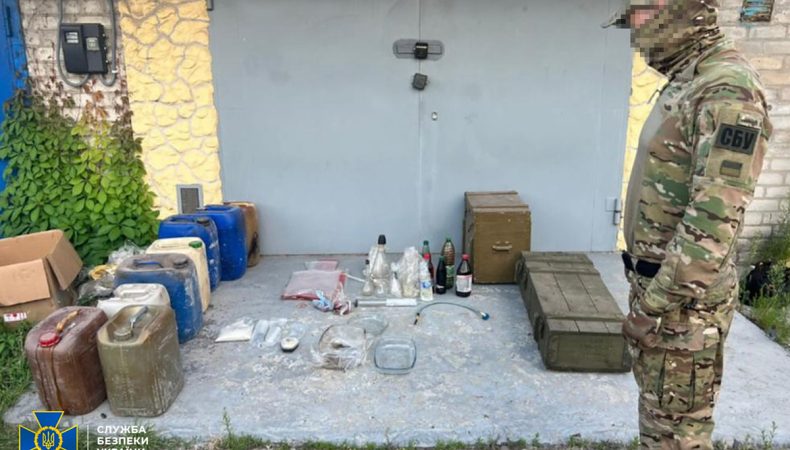 На Запоріжжі наркоторговці завозили в Україну екстазі під виглядом імпортних солодощів