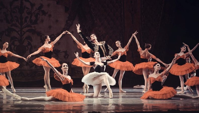 Національна опера України продовжує радувати глядачів