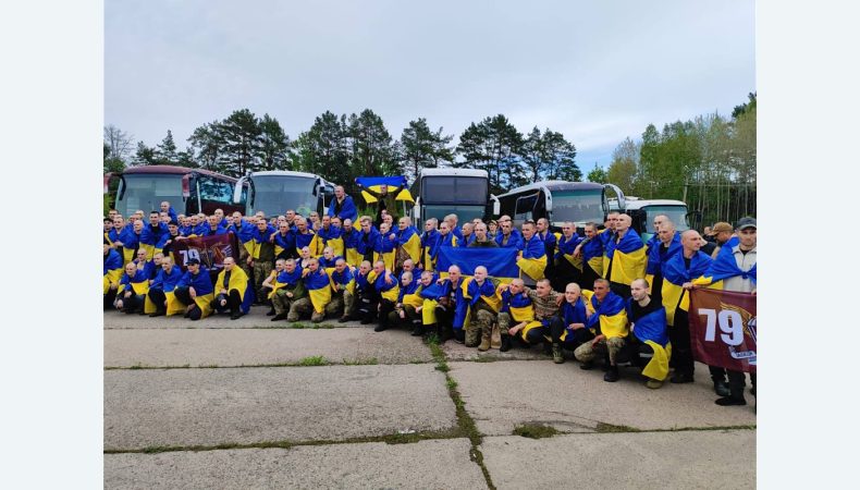 Україна повернула 205 воїнів з російського полону