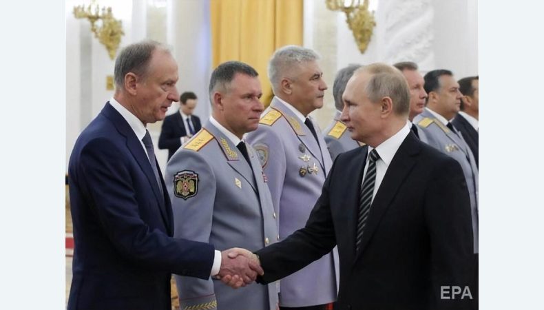 Москва висунула Києву ультиматум і чекає на переговори на своїх умовах