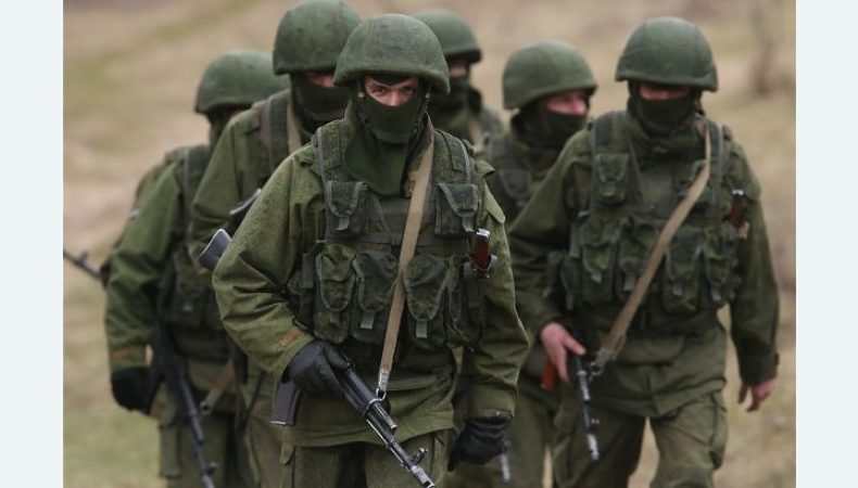 В окупованому Криму побили російського військового зі Z-свастикою