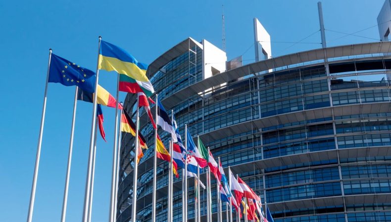 Євросоюз надасть Україні необхідну допомогу для відновлення контролю над своїми територіями