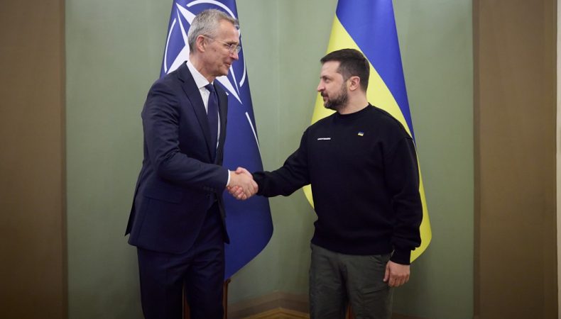 Єнс Столтенберг і Володимир Зеленський
