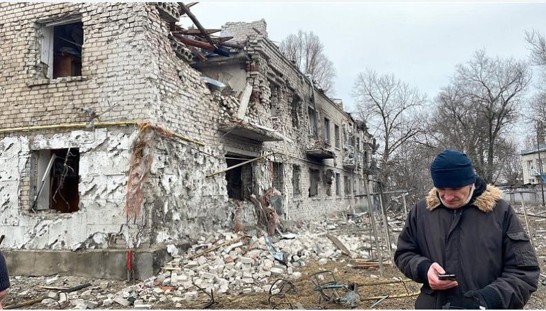 Наслідки обстрілів Старобільська