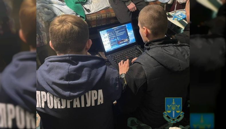 На Львівщині злочинна організація обкрадала громадян на сайтах банківських установ