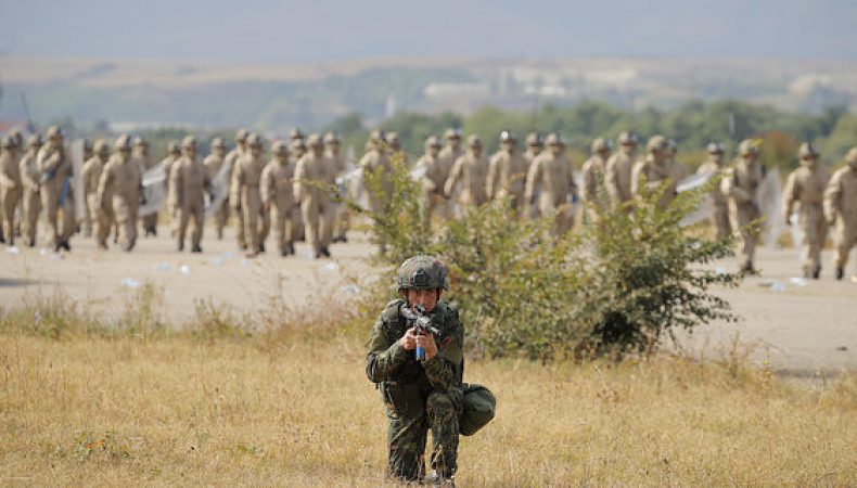 Сили НАТО в Косові заявили про готовність втрутитися у разі загострення на Балканах
