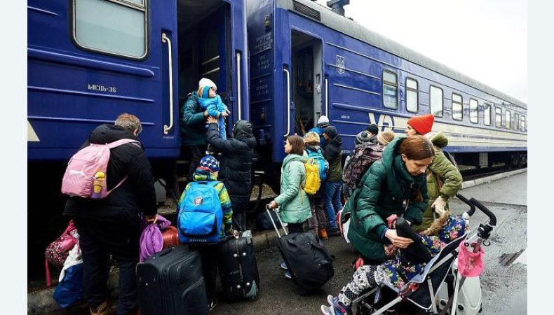 Кількість біженців з України стала найбільшою з часів Другої світової війни