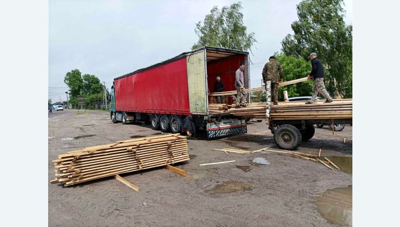 Рівненщина допомагає Чернігівщині відбудовувати зруйновані будівлі