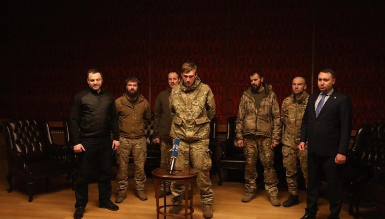Одиночні камери, мало їжі та засобів гігієни, — омбудсмен про полон українських військових