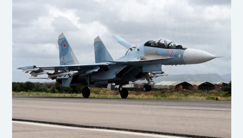 росіяни евакуюють аеродром у Джанкої та відновлюють летовища вглибині Криму