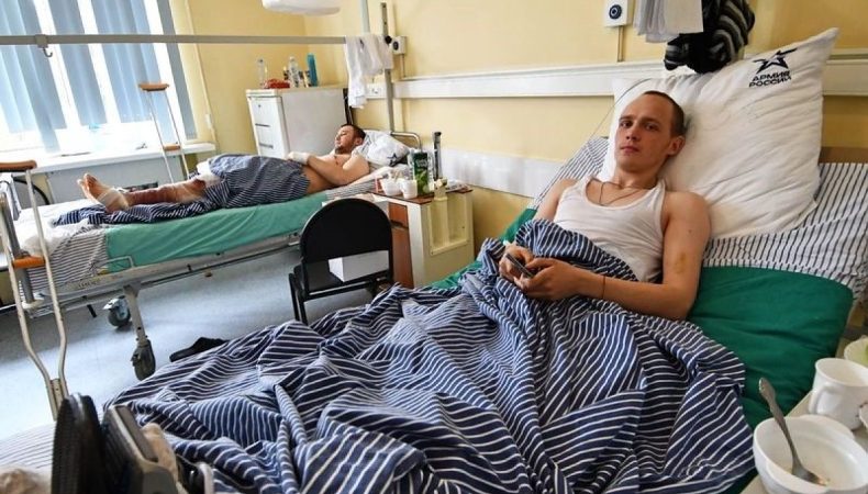 Російські шпиталі не здатні впоратися з наявною кількістю поранених окупантів, в РФ проводиться мобілізація медичного персоналу