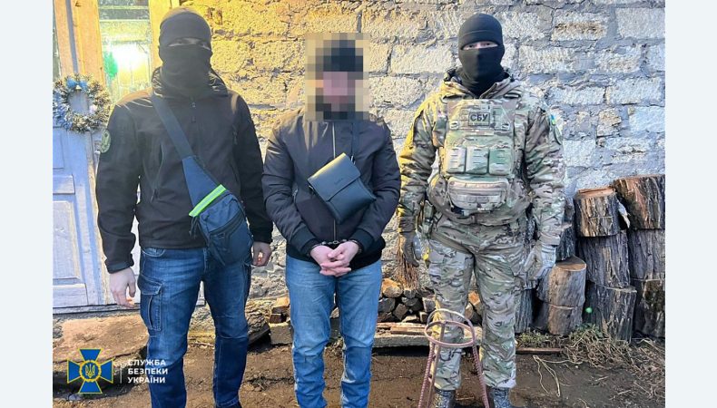 ​​СБУ затримала зрадника, який «зливав» ворогу дані про оборону Миколаєва