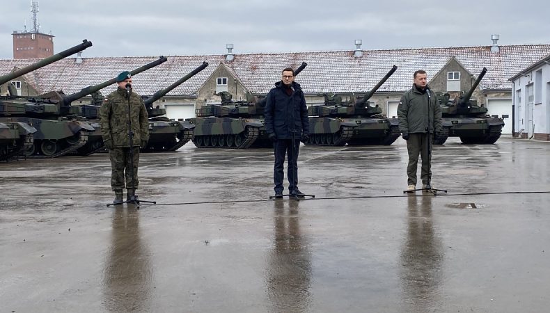 Польща розмістить танки на кордоні з Білоруссю