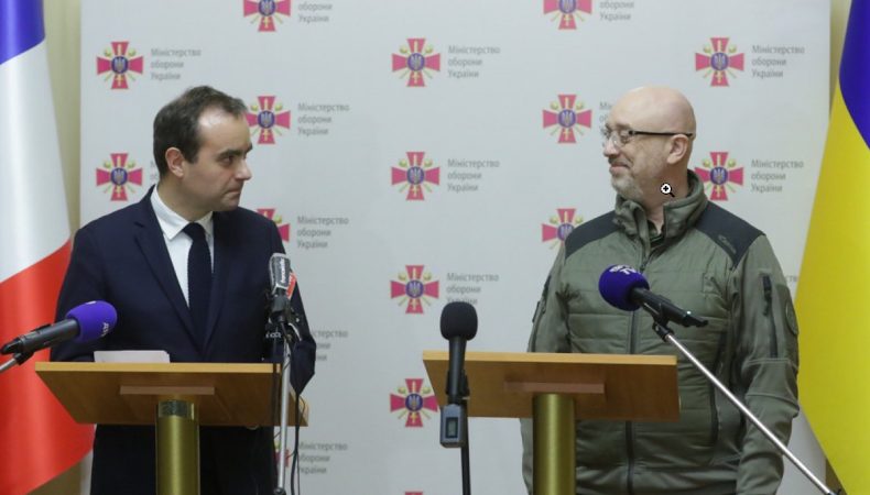 Себастьян Лекорню та Олексій Резніков
