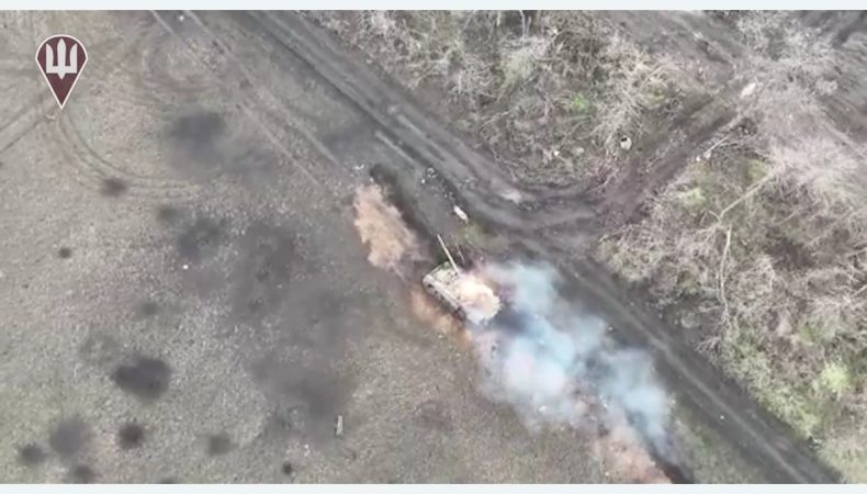 Український безпілотник знищив танк окупантів