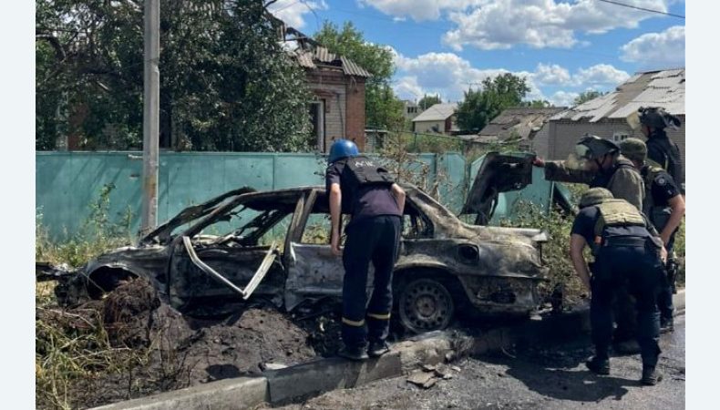 Рашисти завдали удару по житлових будинках у Слов’янську: є поранені