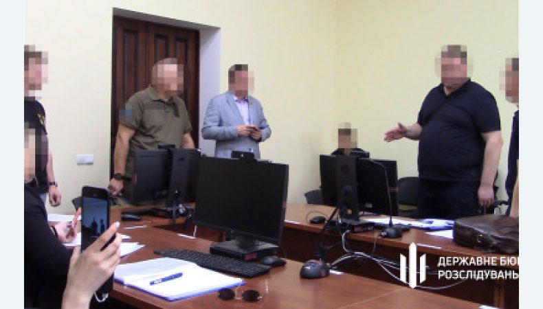 На Одещині ДБР викрило командувача на залученні бійців до будівництва його маєтку (відео)