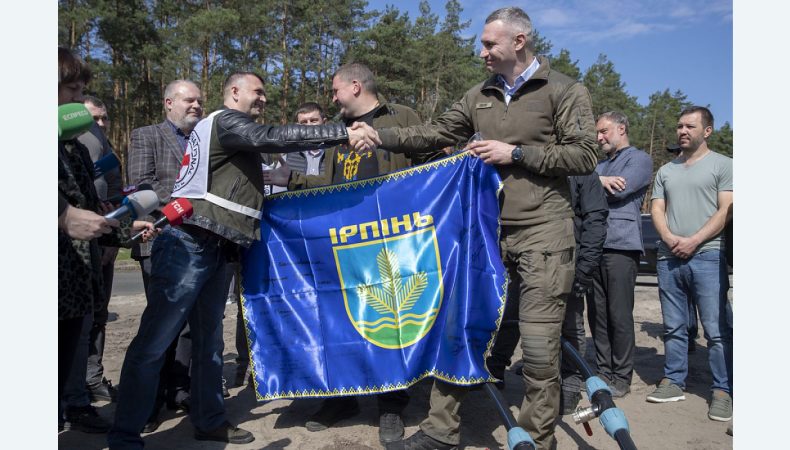 Київ допоміг Ірпеню відновити централізоване водопостачання