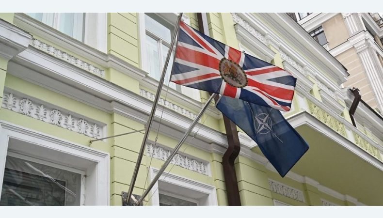 Посольство Великої Британії не планує евакуюватися з Києва