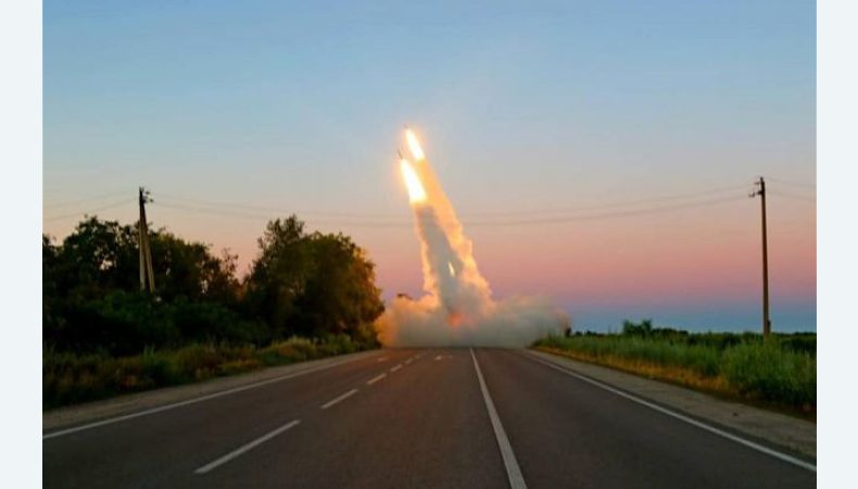 ЗСУ показали відео, як HIMARS на Запорізькому напрямку працюють по рашистам