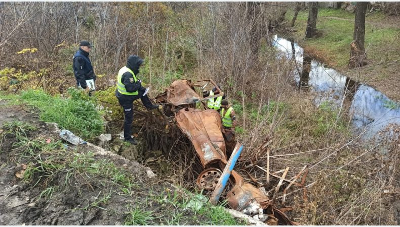 В Ізюмі ексгумували тіла трьох чоловіків, які загинули під час спроби евакуації