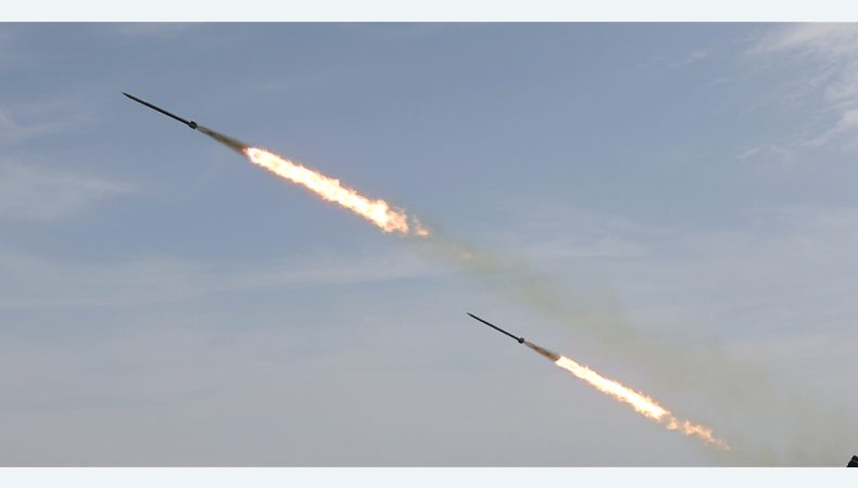росія кожного місяця застосовує до 100 ракет на атаки по українських містах
