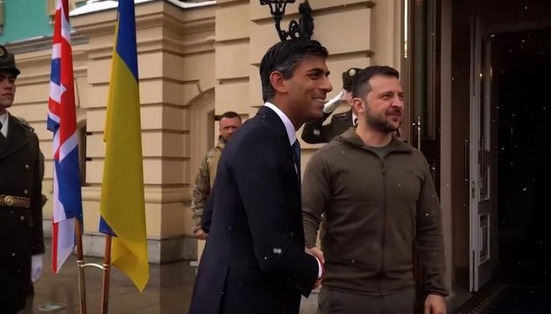 Прем&amp;#039;єр Британії Ріші Сунак поділився зворушливим відео з кадрами про боротьбу України