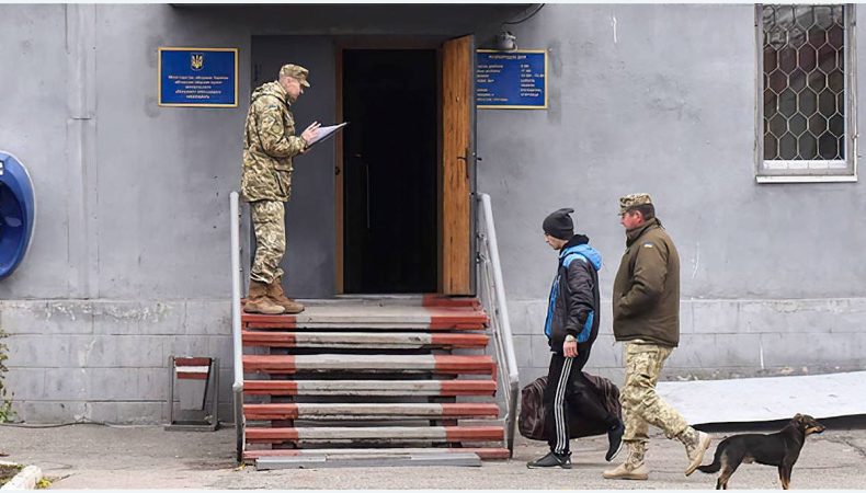 Відмова проводити госпіталізацію військовозобов’язаних без дозволу ТЦК — порушення Конституції