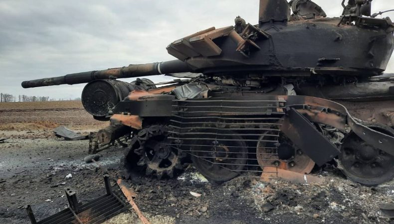 До середини березня здалися в полон близько ста російських танкістів