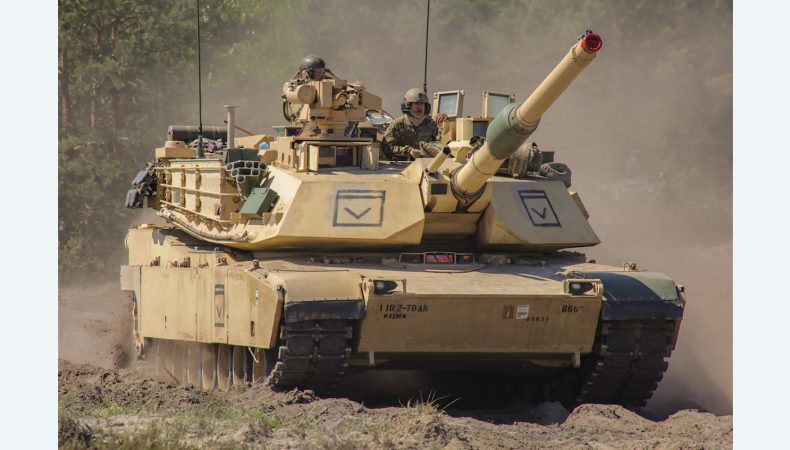 США доставили до Німеччини танки Abrams для навчання українців
