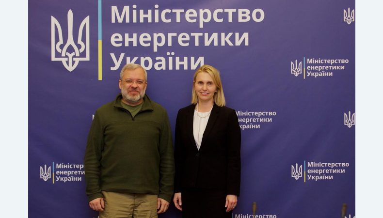 Міністр енергетики України Герман Галущенко та Надзвичайний і Повноважний Послом США в Україні Бріджит Брінк