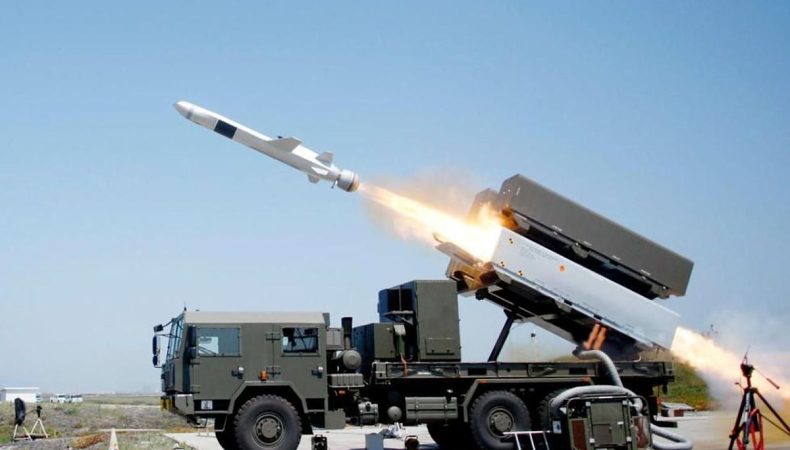 США передадуть Україні перші ЗРК NASAMS вже в цьому місяці
