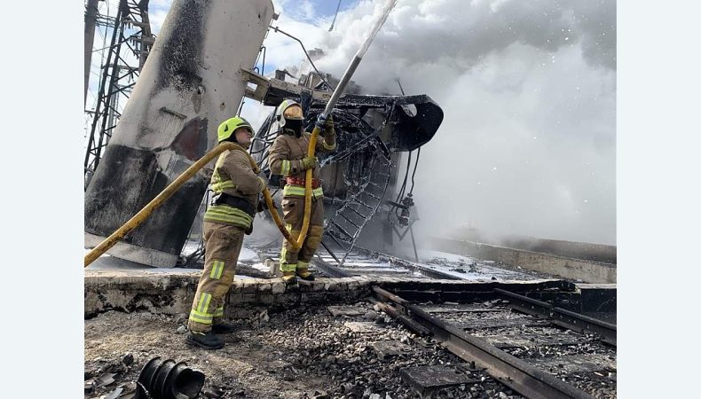 У Рівному внаслідок ракетних ударів пошкоджено 9 будинків