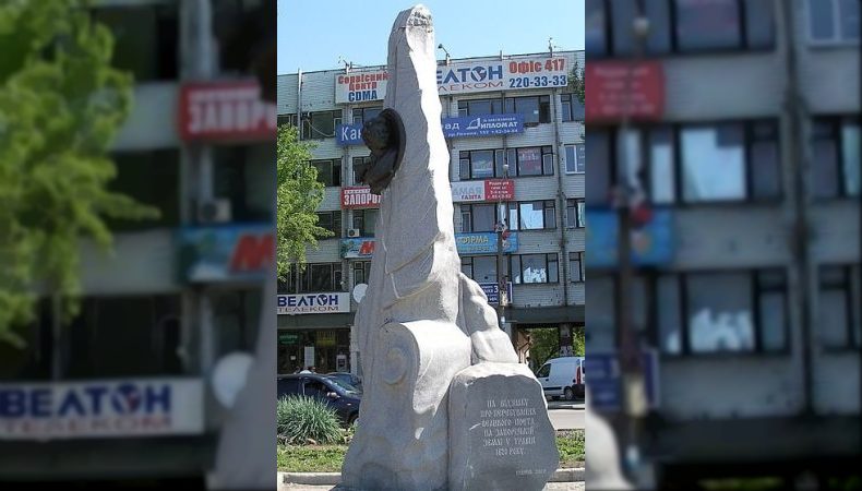 У Запоріжжі демонтували пам’ятник російському поету Олександру Пушкіну